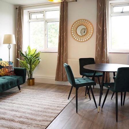 לונדון Sophie Place In Vauxhall - 3 Double Beds, 1 Sofa Bed, Spacious מראה חיצוני תמונה