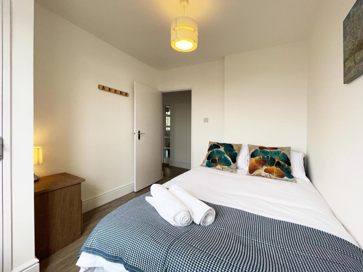 לונדון Sophie Place In Vauxhall - 3 Double Beds, 1 Sofa Bed, Spacious מראה חיצוני תמונה